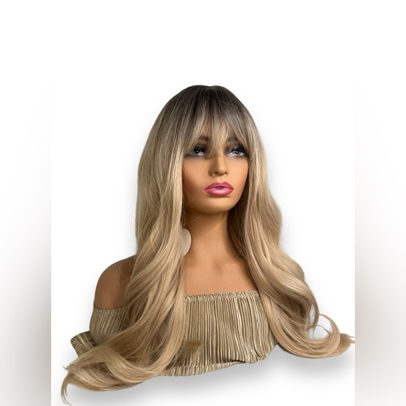 26 Inch Balayage Ombre  Brown to  light Blonde wavy Wig - Picture 5 of 9